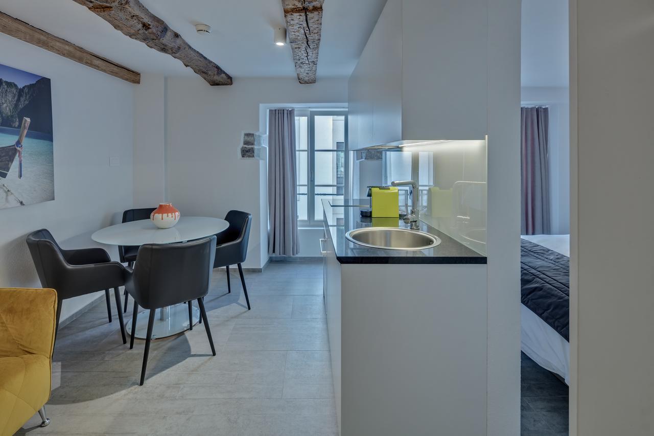 Smartroom The Residence La Cittadella Baden Eksteriør billede