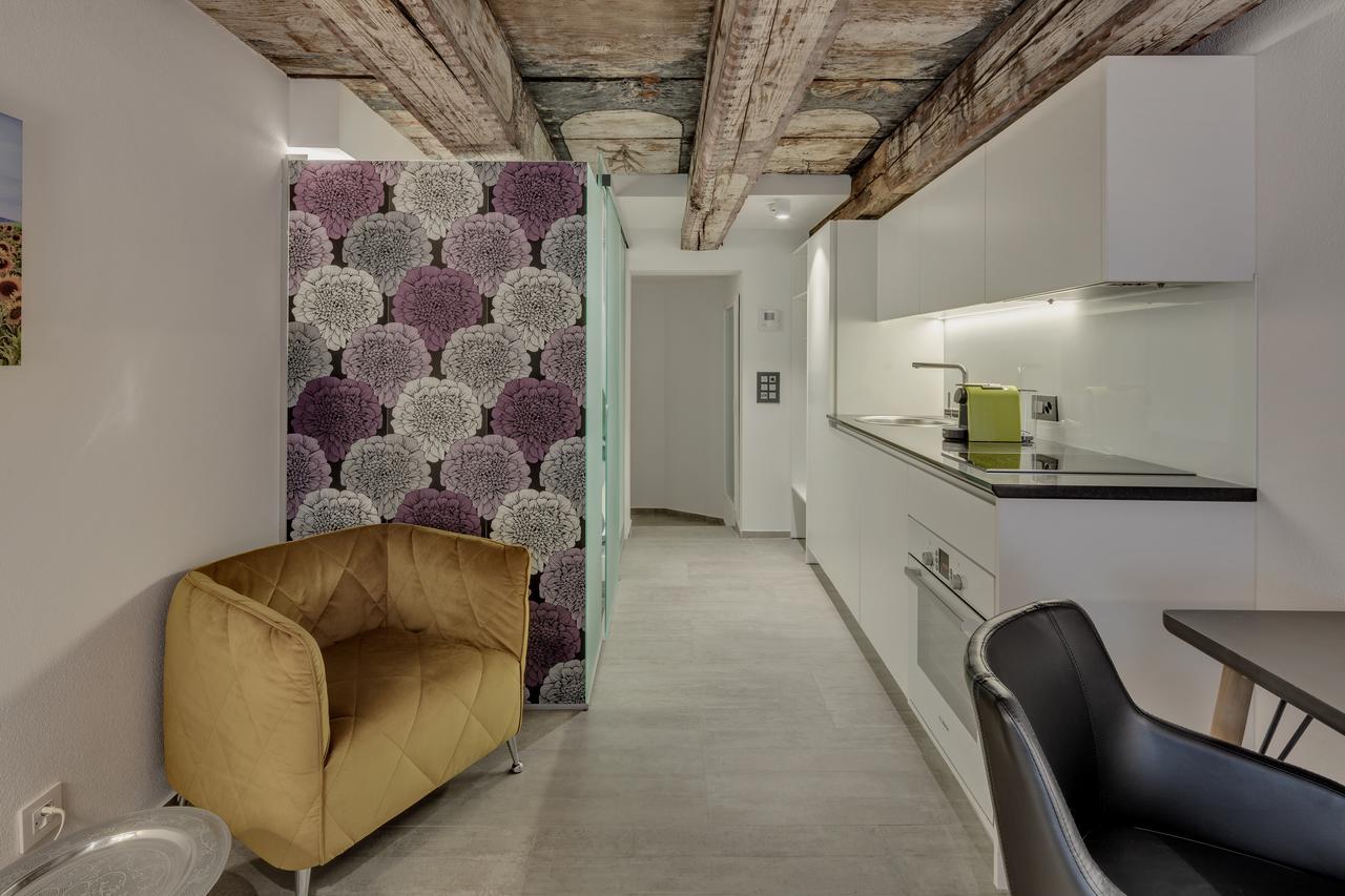 Smartroom The Residence La Cittadella Baden Eksteriør billede
